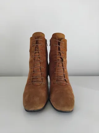 Stivaletti Bianca Di marrone con lacci