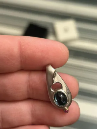 Colgante de plata 925 y oro 750 con piedras