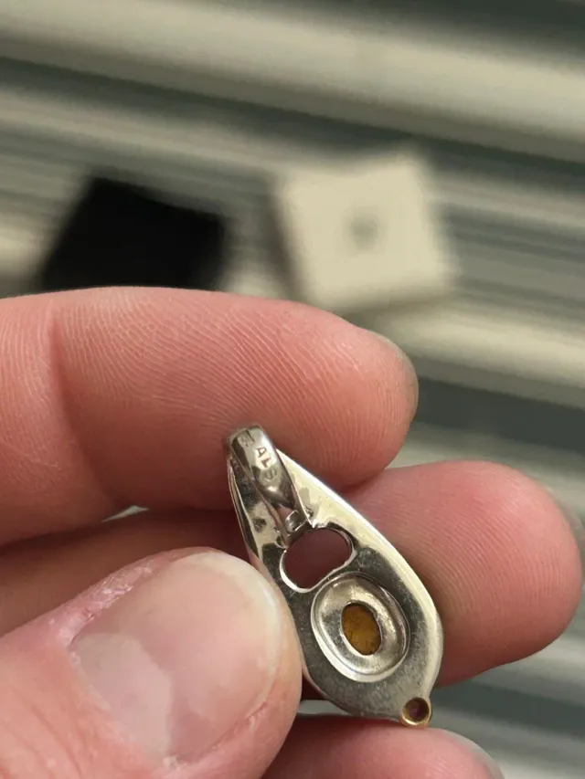 Colgante de plata 925 y oro 750 con piedras