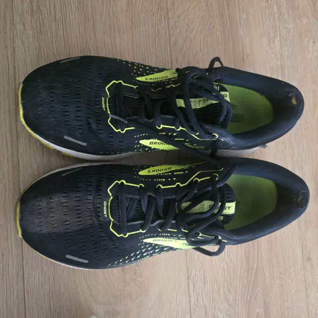 Zapatillas Brooks Negras y Verdes