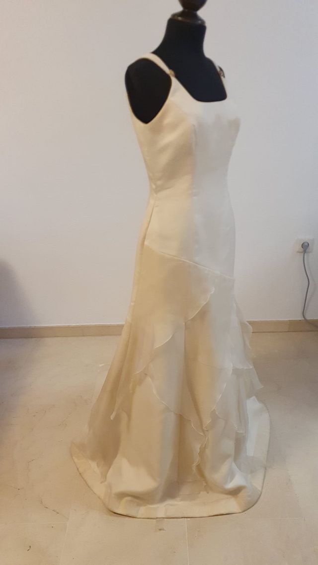 Traje de Novia Organza Marfil. Nuevo