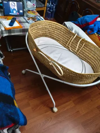 Moisés bebé mimbre con 2 fundas