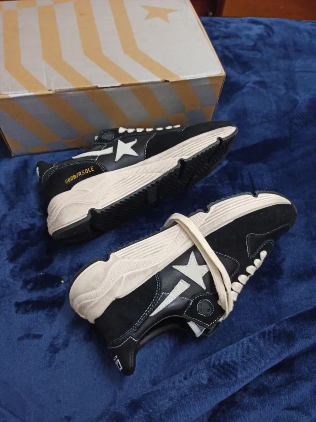 Golden Goose Running Negras Talla 41