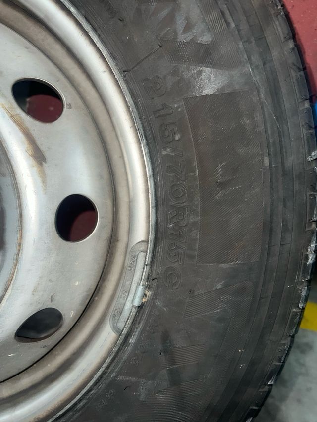 Neumático con llanta