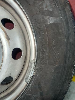 Neumático con llanta