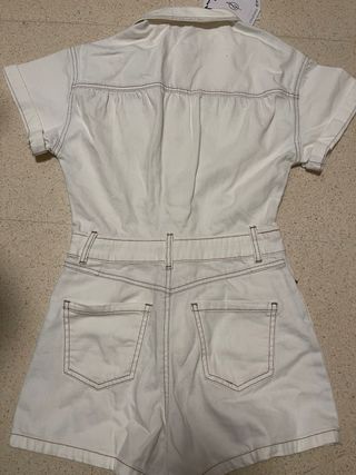 Mono corto Stradivarius blanco