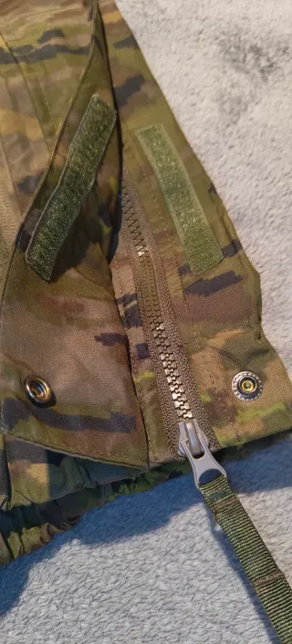 Pantalones de agua camuflaje