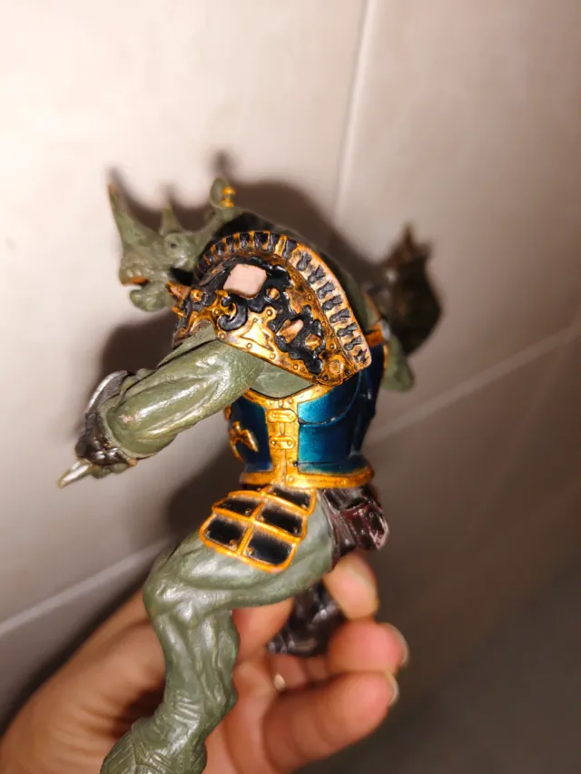 Figura Rinoceronte Mutante Papo