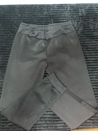 Chándal Under Armour Negro y Gris