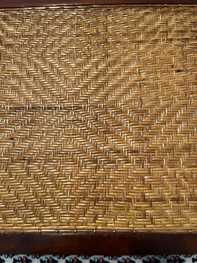 Banco Descalzadora Madera y Ratán