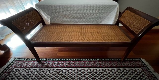 Banco Descalzadora Madera y Ratán