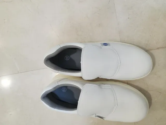 Zapatos de trabajo blancos Talla 44
