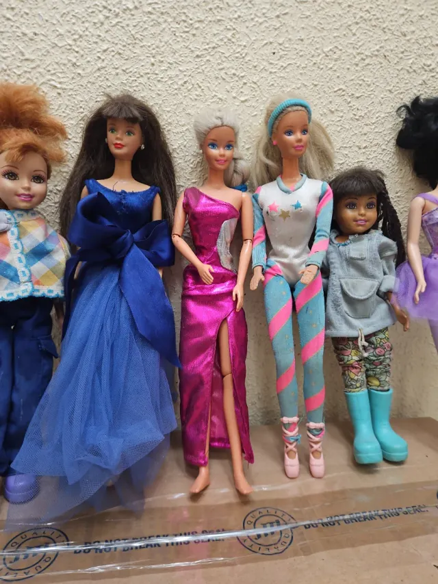 Barbie y Nancy Muñecas Lote