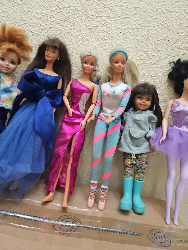 Barbie y Nancy Muñecas Lote