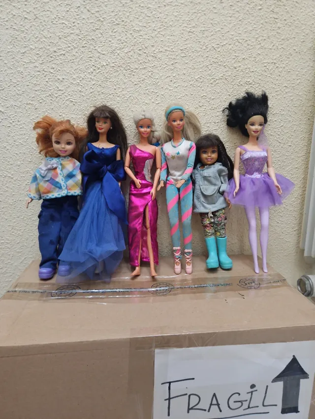 Barbie y Nancy Muñecas Lote