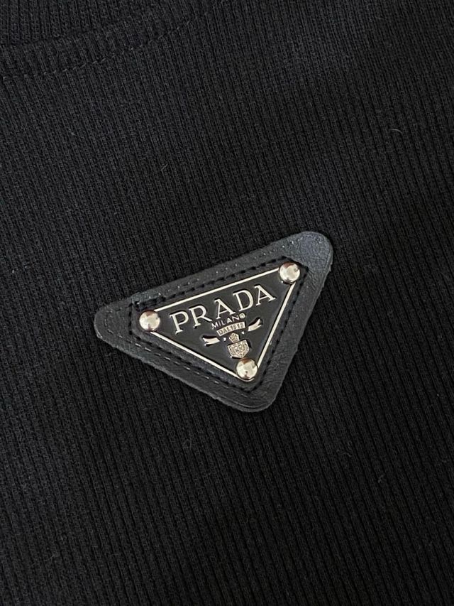 Top Prada Nero senza maniche