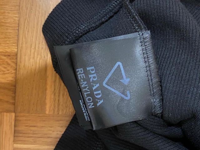 Top Prada Nero senza maniche