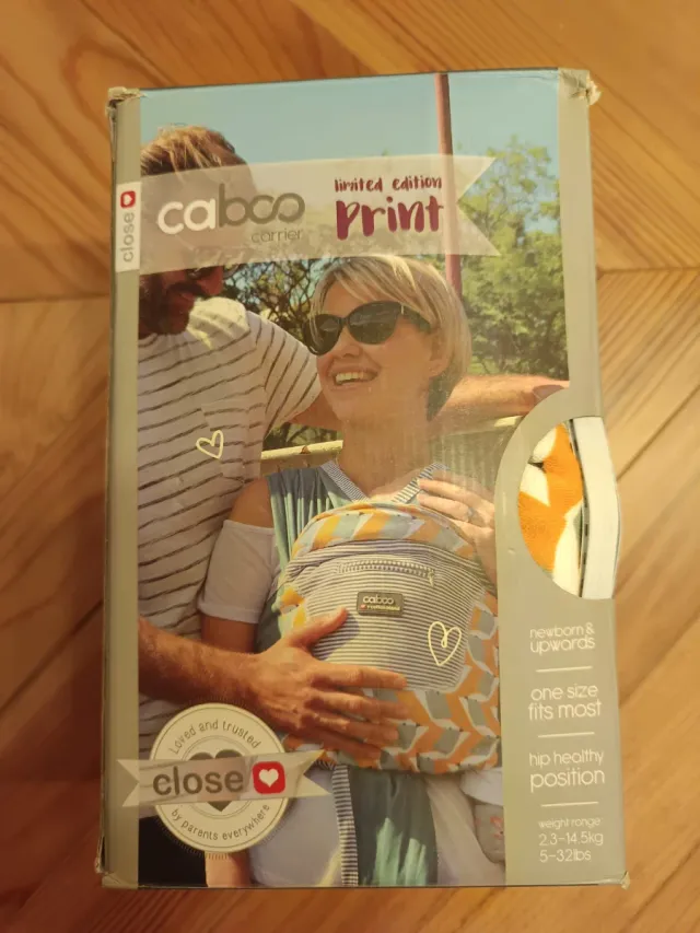 Fular Portabebés Caboo Carrier Print