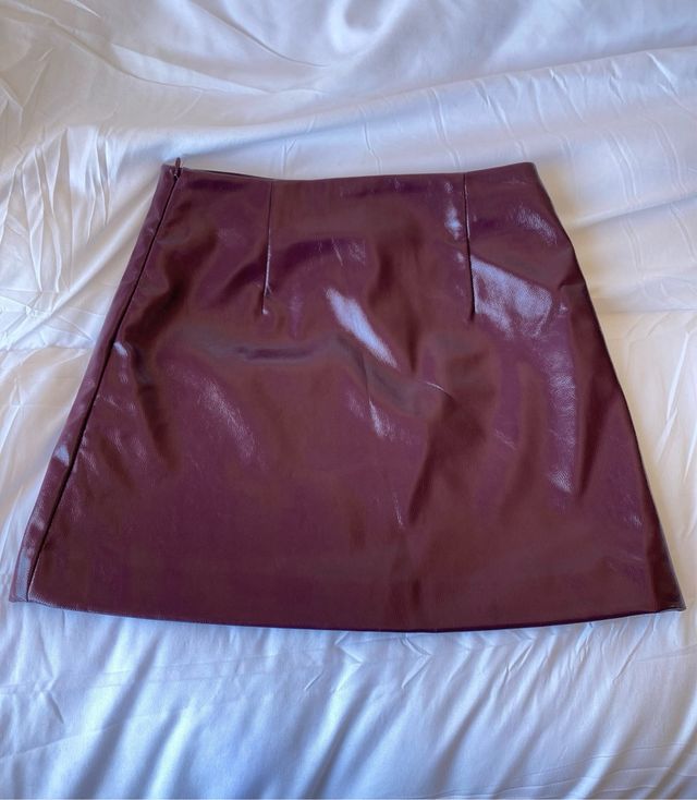 Falda cuero PU morada