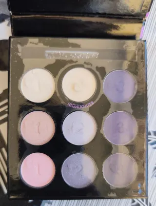 MUA Estuche Sombras Ojos + Regalo