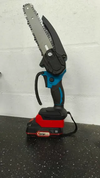 Mini Serra Elétrica Podadora 21V