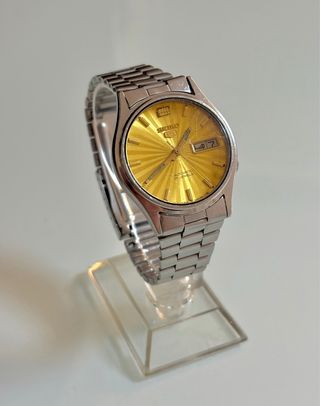 Seiko 5 Dorado Vintage Automático 7009