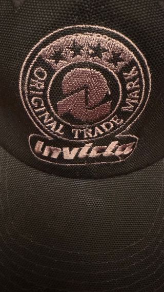 Berretto Invicta nero