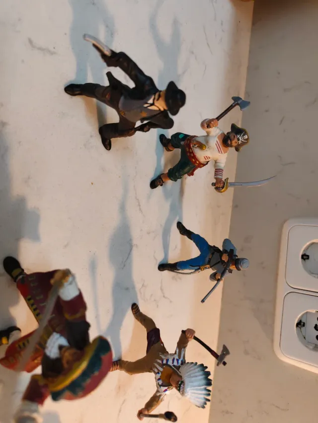 Conjunto di figure Papo