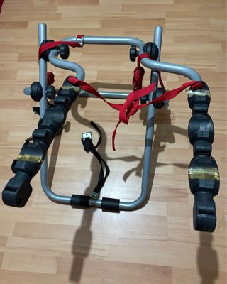 Portabicicletas portón trasero 3 bicis