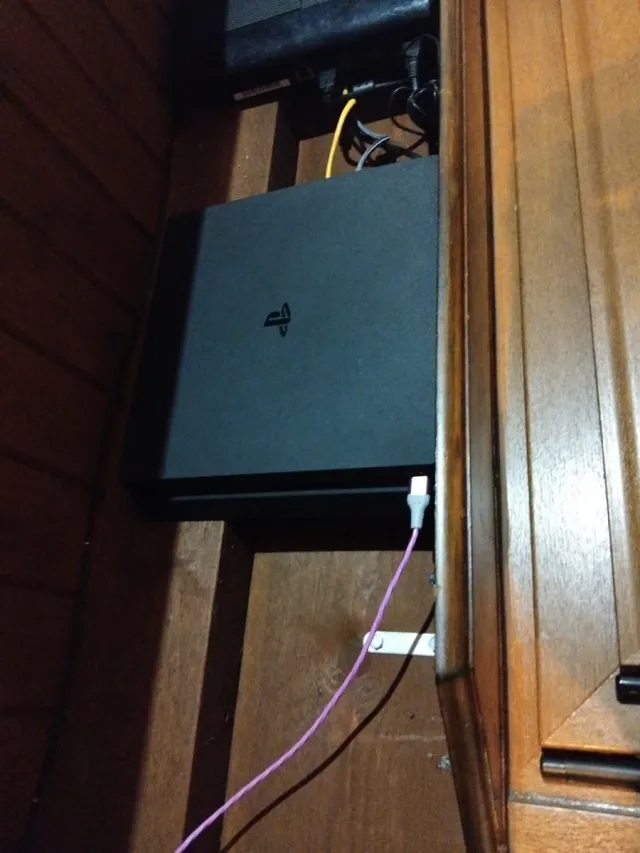 PS4 Slim 1TB + 2 Mandos + 13 Juegos