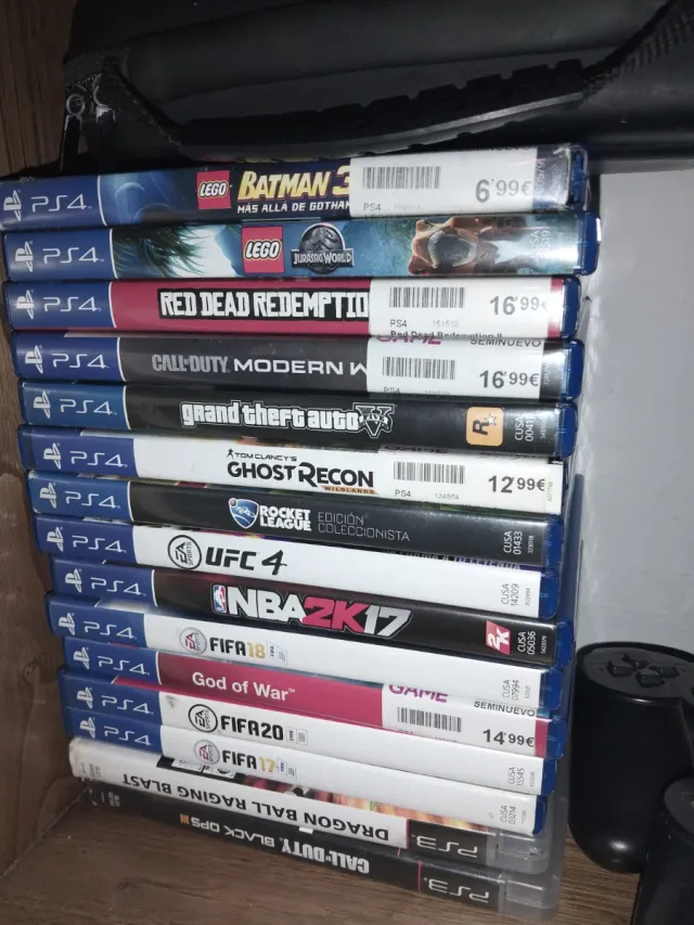 PS4 Slim 1TB + 2 Mandos + 13 Juegos