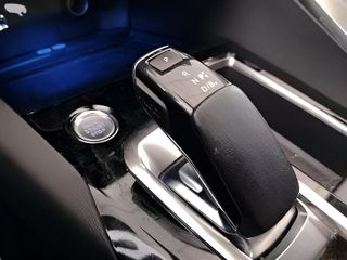 Peugeot 3008 Hybrid 225 Allure e-EAT8 165 kW (225 CV)