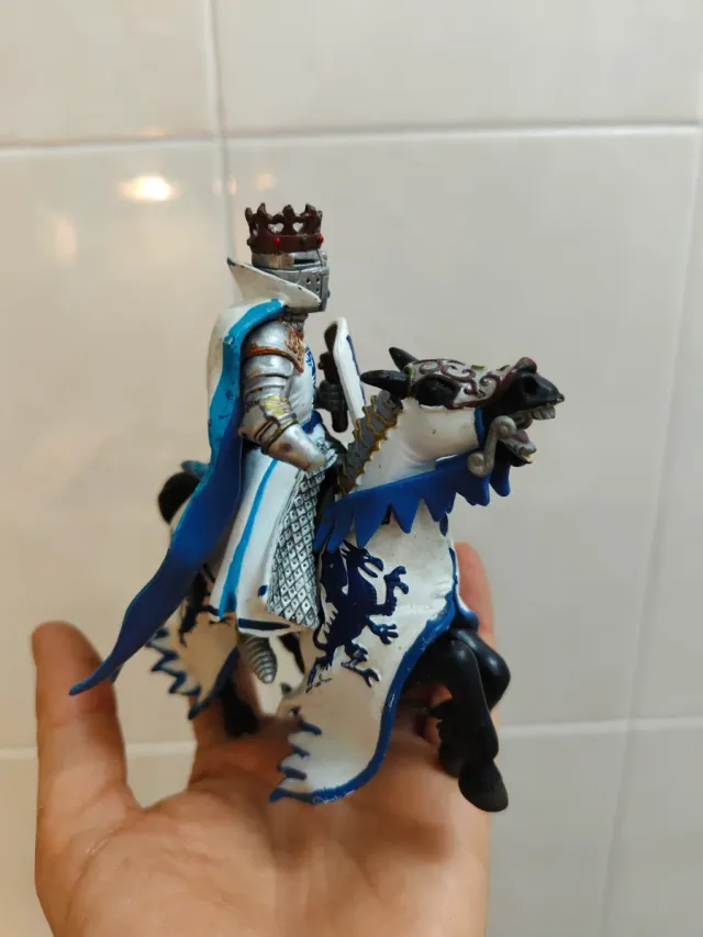 Figure Papo Cavalieri e Creature