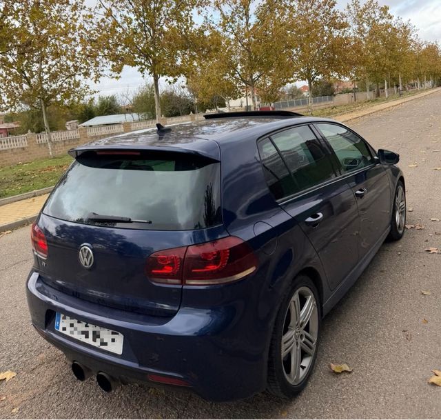 Volkswagen Golf R 20