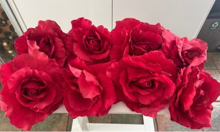 Rosas Grandes Decoración Tela Roja