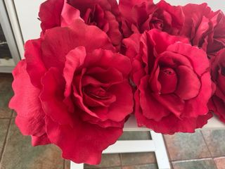 Rosas Grandes Decoración Tela Roja