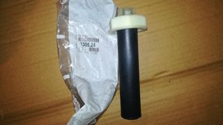 PIEZAS VARIAS DE VEHICULOS CLASICOS (9)