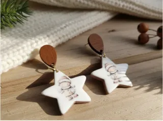 Pendientes estrella con figura