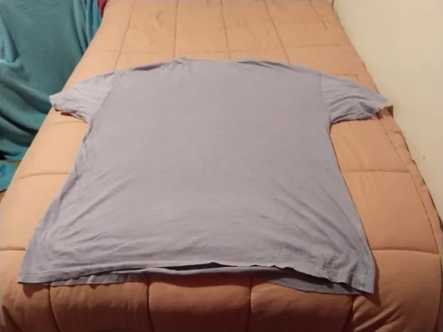 Camiseta Nirvana Lila Talla XL Pull&Bear