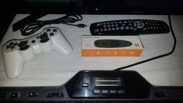 PC Gaming Corsair Spec-Alpha con TV y perifericos