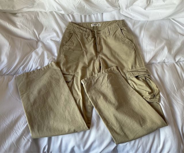 Pantalón cargo Pull&Bear beige