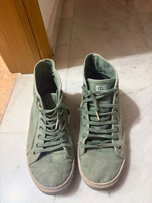 Zapatillas altas verdes