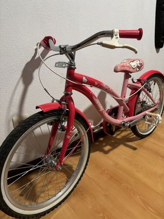 Bicicleta Hello Kitty 20 pulgadas