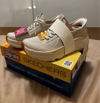 Skechers Bambas Beige/Oro Talla 38