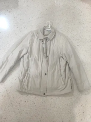 Chaquetón beige