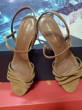 Sergio Rossi Tacchi in Camoscio Marrone