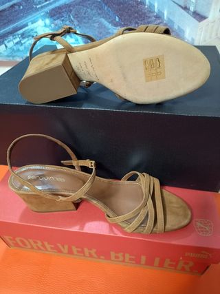 Sergio Rossi Tacchi in Camoscio Marrone