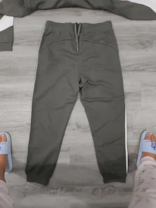 Chándal Boomerang Verde Nuevo Sin Etiqueta