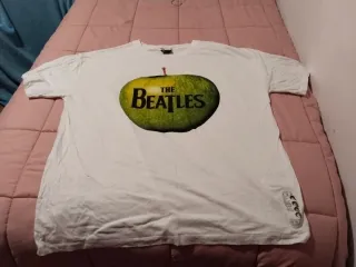 Camiseta The Beatles Logo Manzana XL Pull&Bear