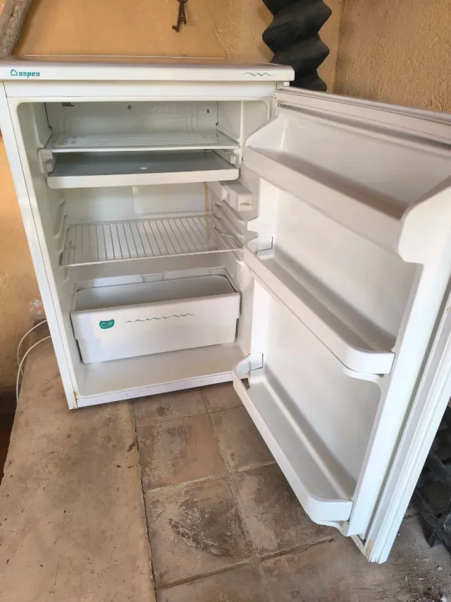 Frigorifero Aspes piccolo sottopiano